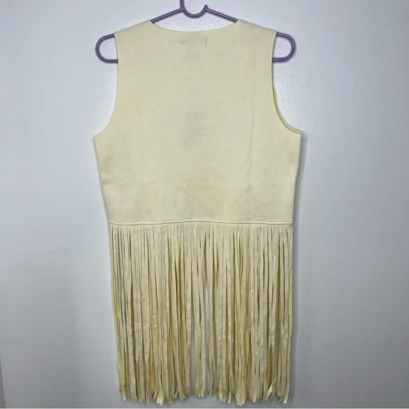 Sincerely Jules | Fringe Vest - Picture 2 of 4